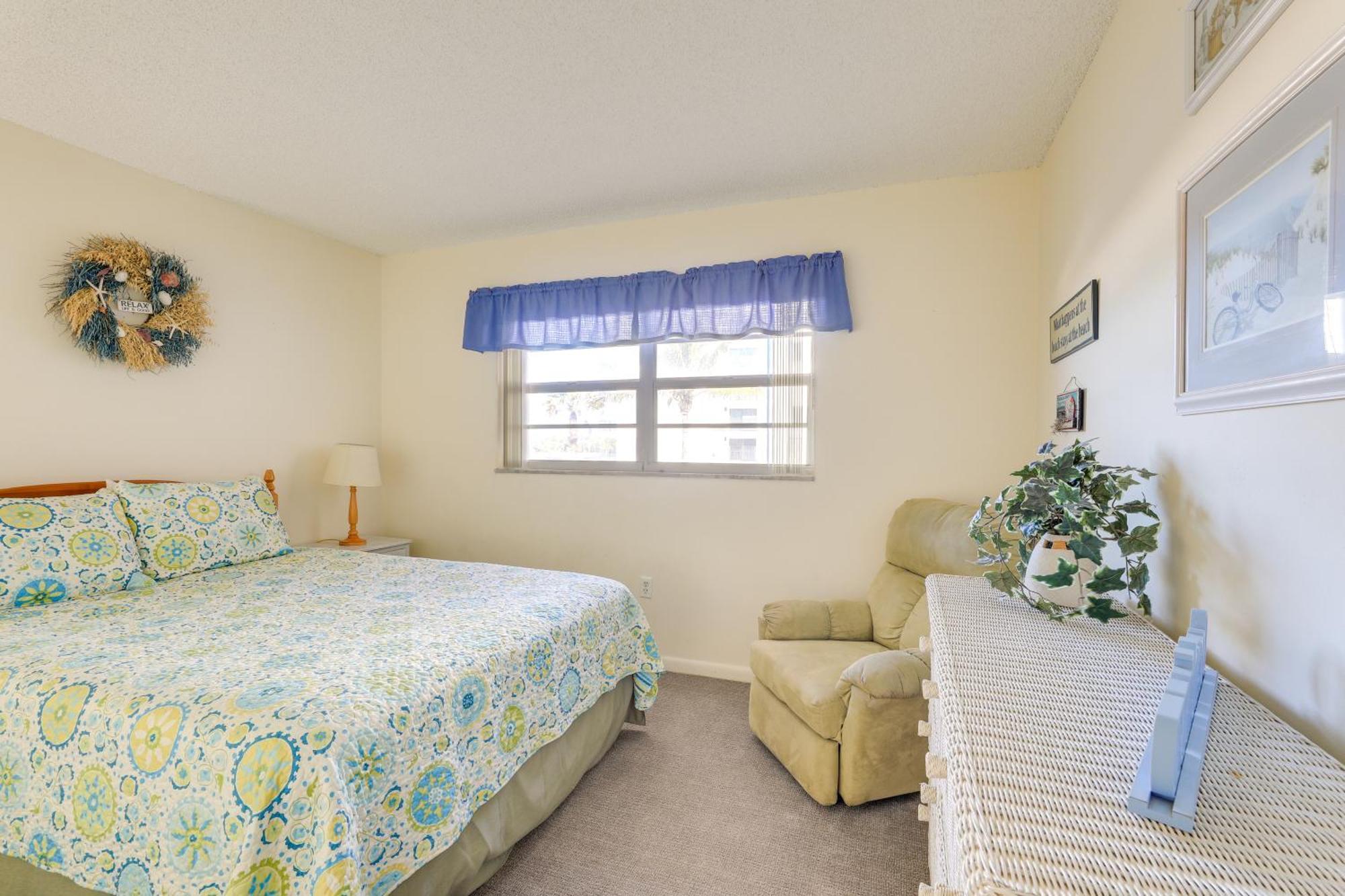 Central Cocoa Beach Condo With View, Steps To Beach! ภายนอก รูปภาพ