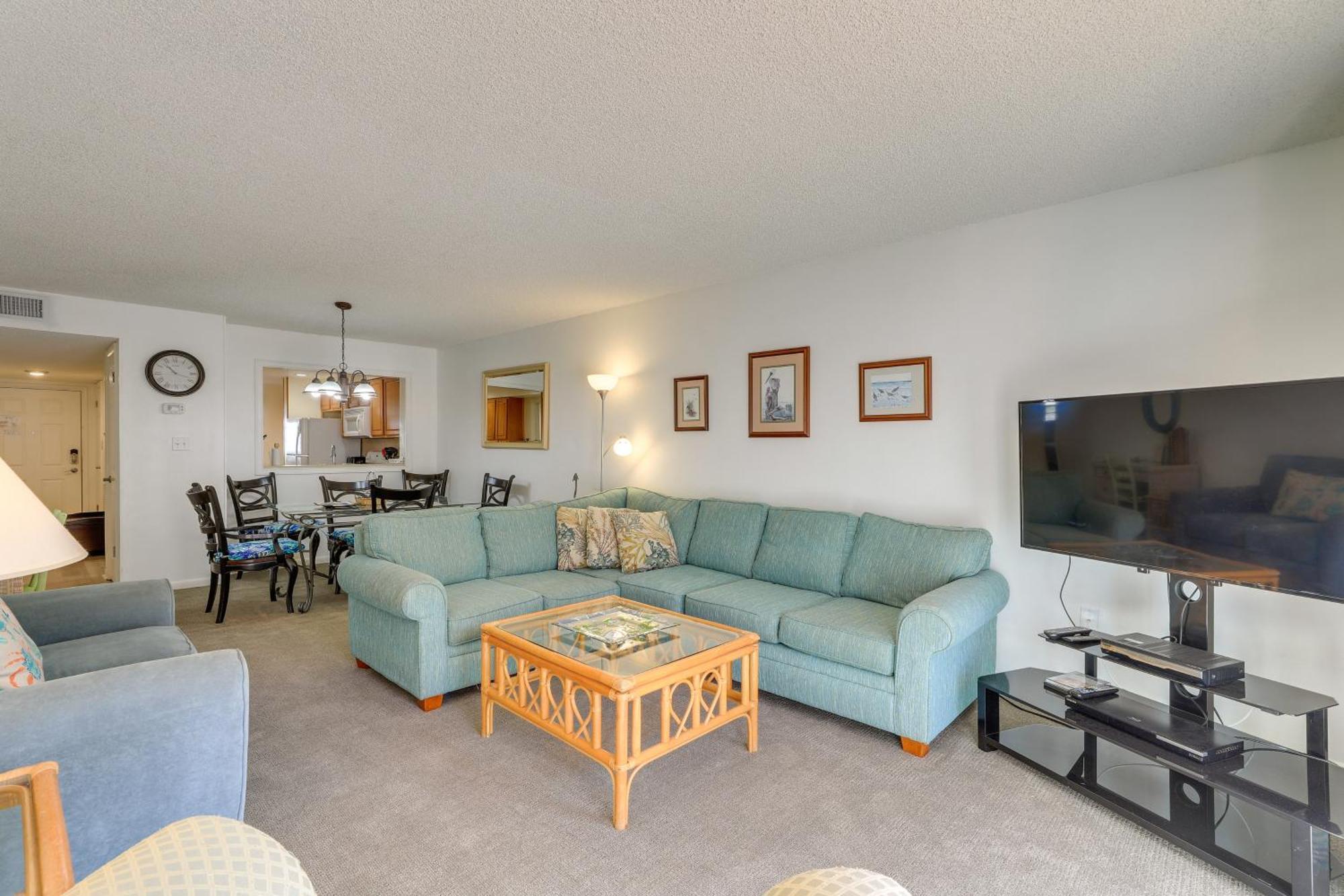 Central Cocoa Beach Condo With View, Steps To Beach! ภายนอก รูปภาพ